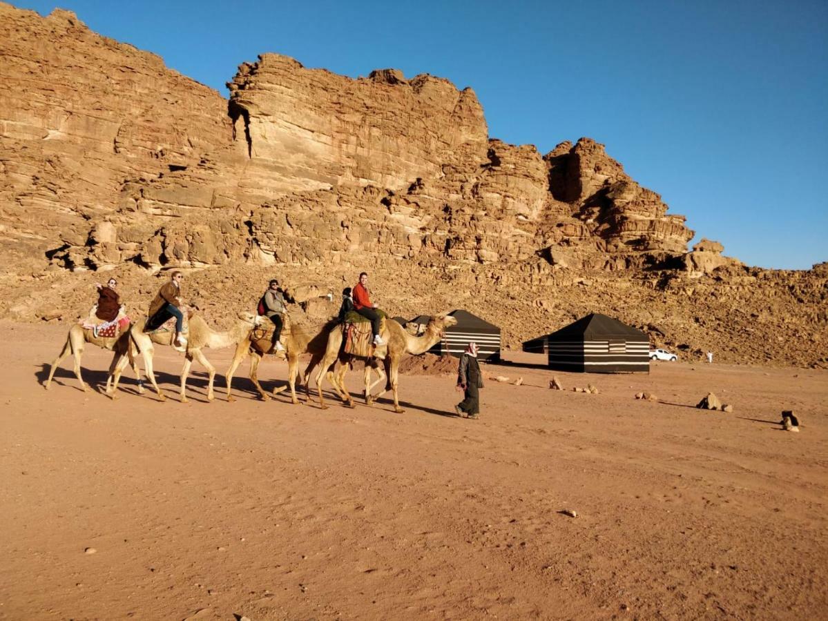 Atlantis Rum Camp Wadi Rum Luaran gambar