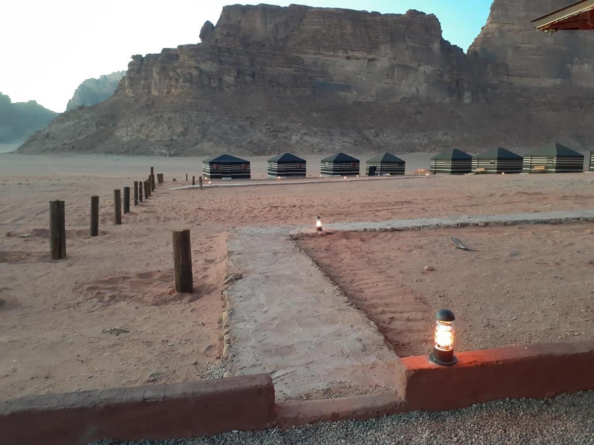 Atlantis Rum Camp Wadi Rum Luaran gambar
