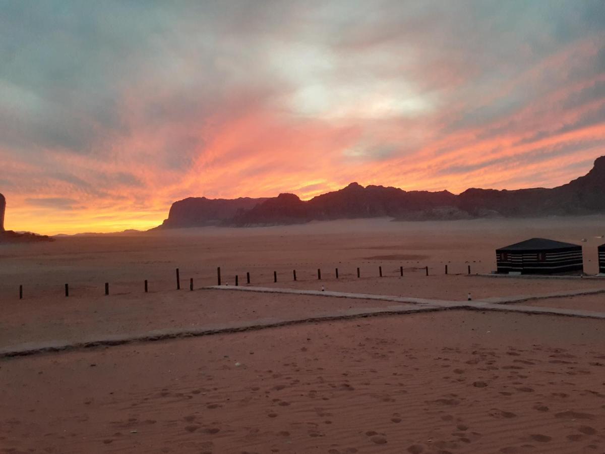 Atlantis Rum Camp Wadi Rum Luaran gambar